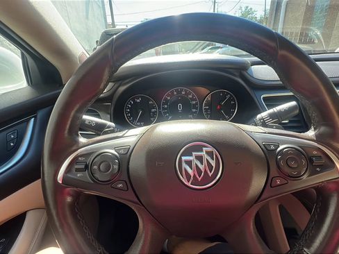 Used 2017 Buick LaCrosse Preferred image 14