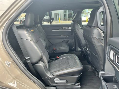 New 2026 Ford Explorer Tremor w/ Tremor Ultimate Package AWD/4WD image 10
