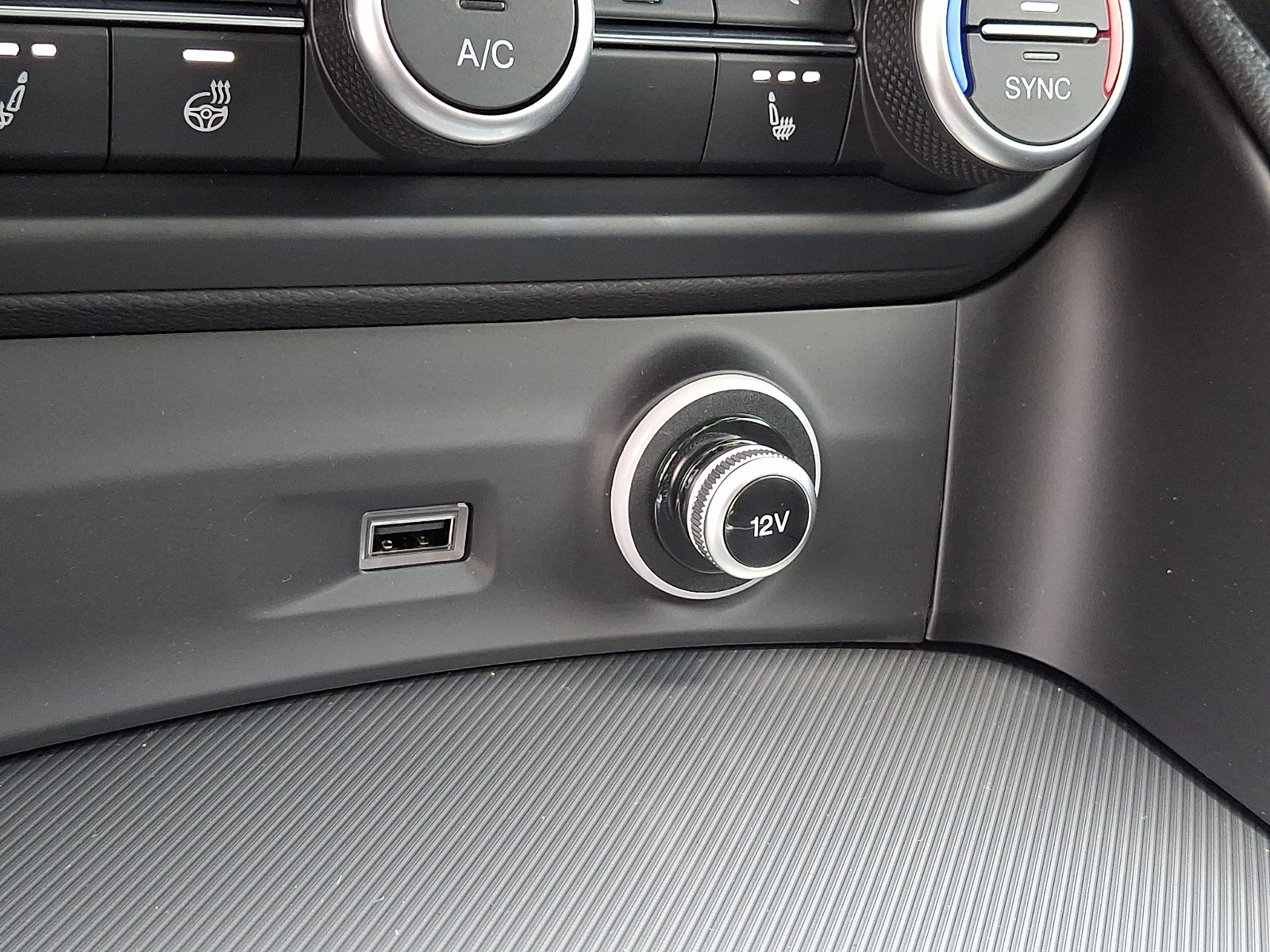 New 2026 Alfa Romeo Stelvio Sprint AWD/4WD image 18