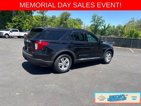 Certified 2022 Ford Explorer XLT w/ Class IV Trailer Tow Package AWD/4WD image 8