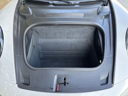 Certified 2022 Porsche 911 Carrera GTS image 18