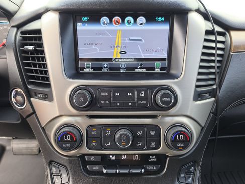 Used 2020 GMC Yukon XL Denali RWD image 25