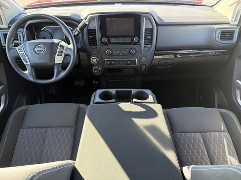 Used 2024 Nissan Titan SV w/ Accessory Utility Package image 10