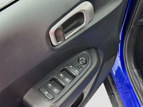 New 2026 Hyundai Venue SE image 16