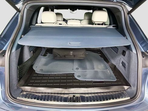 Used 2019 Porsche Cayenne E-Hybrid AWD/4WD image 28
