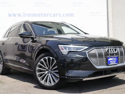 Used 2019 Audi e-tron Prestige w/ Prestige Package