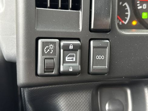 New 2024 Chevrolet Low Cab Forward image 23