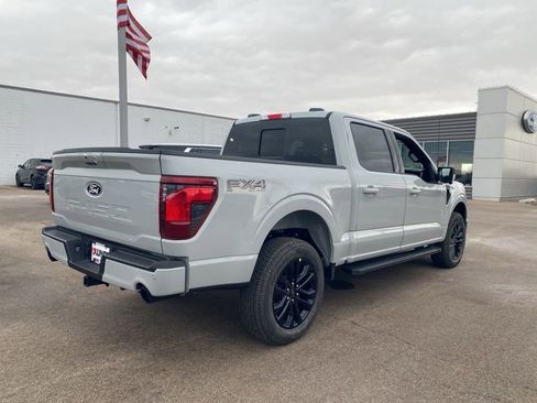 New 2026 Ford F150 XLT w/ Equipment Group 302A MID image 9