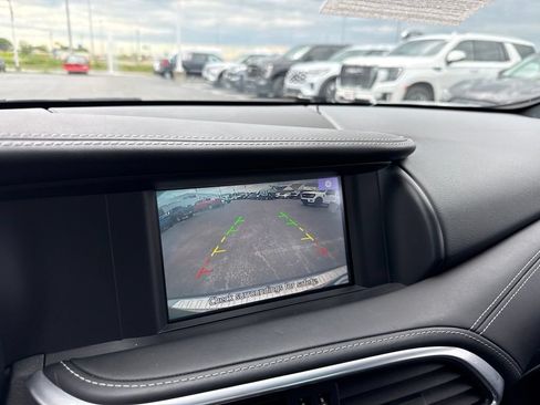 Used 2017 INFINITI QX30 Premium w/ Navigation Package AWD/4WD image 21