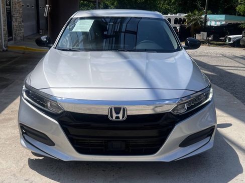 Used 2019 Honda Accord LX image 9