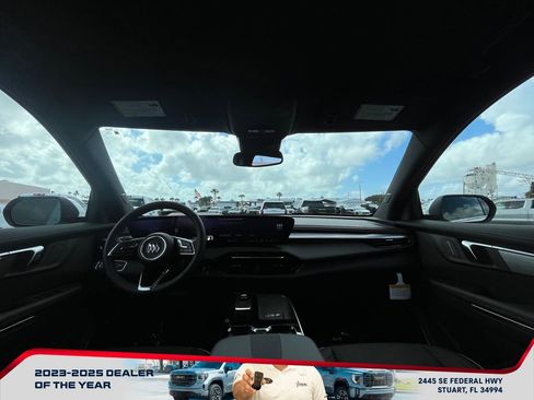 New 2026 Buick Enclave Preferred image 15