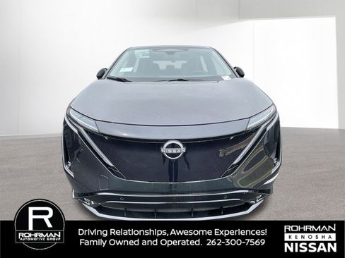 New 2023 Nissan Ariya FWD image 10