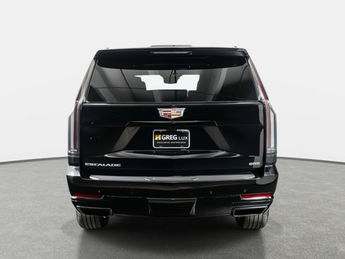Used 2026 Cadillac Escalade Sport image 10