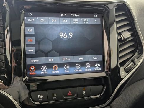 Certified 2021 Jeep Cherokee Limited AWD/4WD image 20