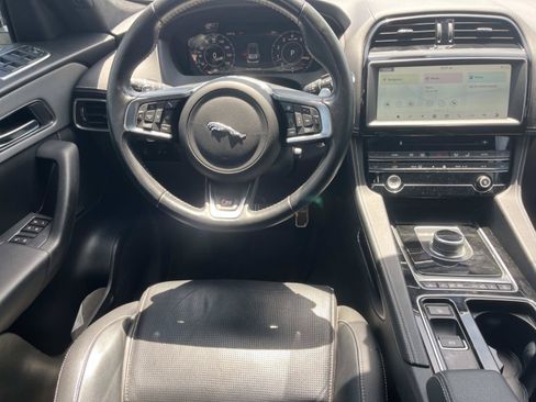 Used 2020 Jaguar F-PACE S AWD/4WD image 9