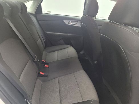 Used 2024 Kia Forte LXS image 19