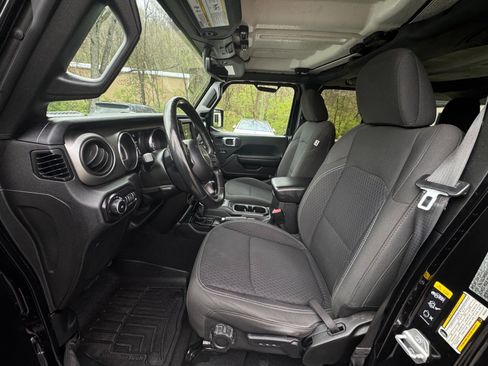 Used 2021 Jeep Wrangler Unlimited Sport image 8