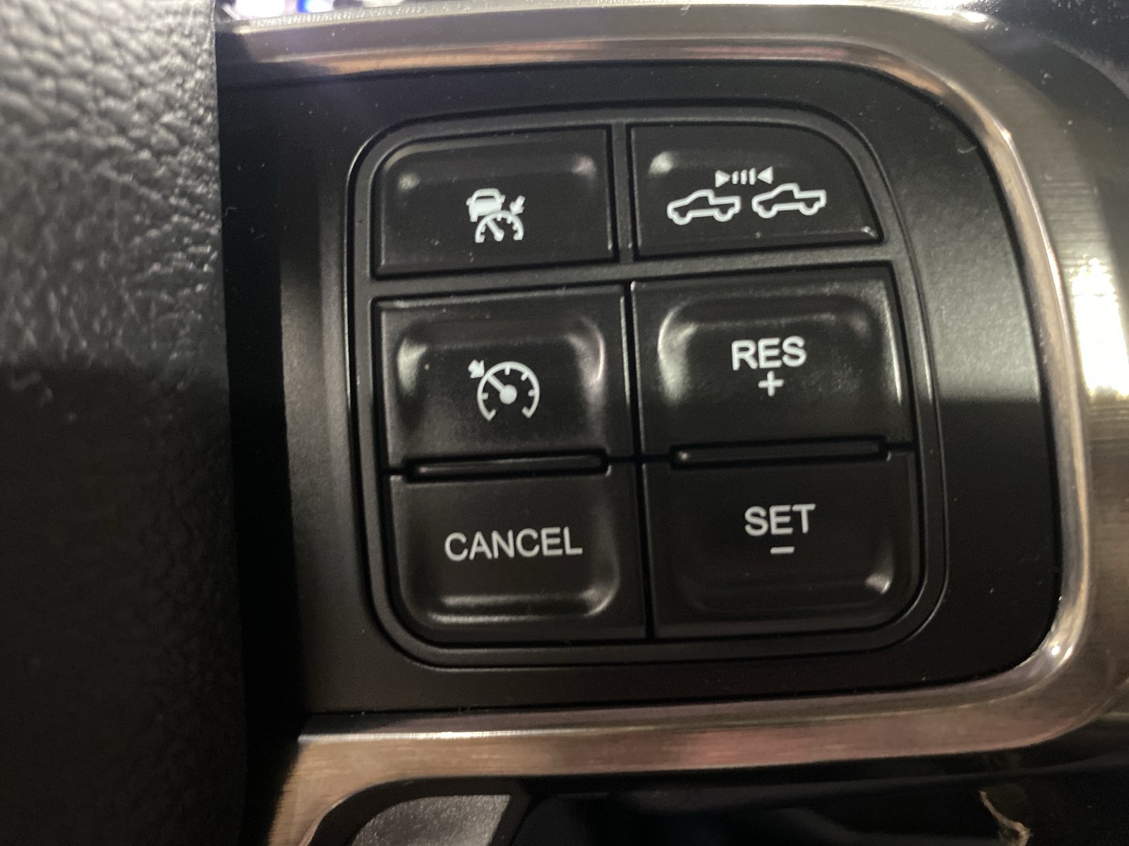 Used 2021 RAM 3500 Limited AWD/4WD image 28