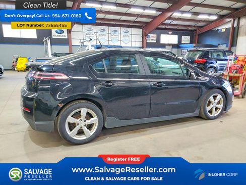 Used 2013 Chevrolet Volt Premium w/ Premium Trim Package image 4
