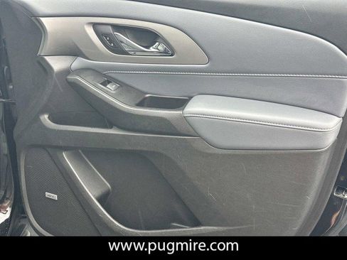 Used 2019 Chevrolet Traverse LT w/ LT Premium Package image 14