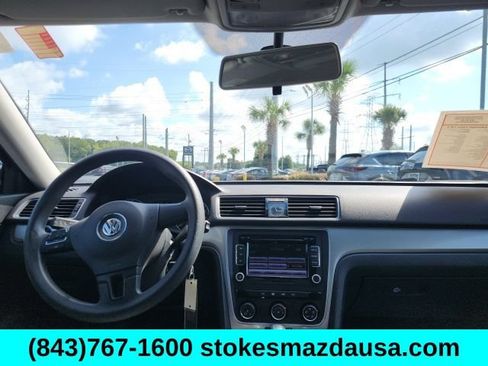 Used 2015 Volkswagen Passat 1.8T S w/ Technology Package FWD image 2