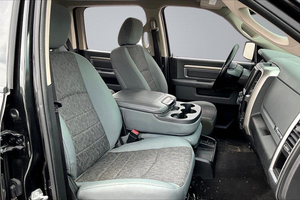 Used 2017 RAM 1500 Big Horn AWD/4WD image 30