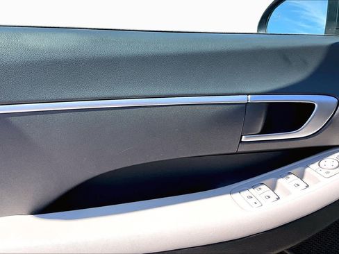 Used 2023 Hyundai Sonata SE FWD image 21