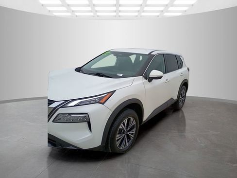 Used 2022 Nissan Rogue SV image 8