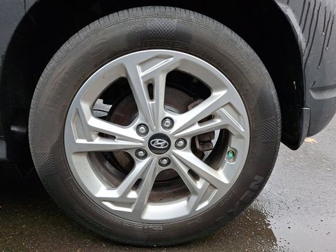 Used 2023 Hyundai Kona SEL image 5