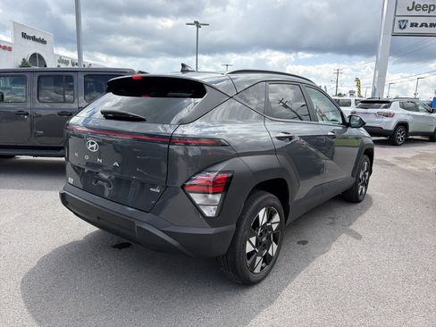 Used 2025 Hyundai Kona SEL AWD/4WD image 8