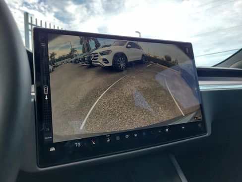 Used 2021 Tesla Model S Long Range image 30