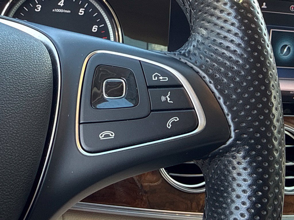 Used 2018 Mercedes-Benz E 300 image 27