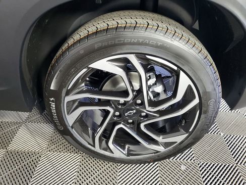 New 2026 Chevrolet TrailBlazer RS w/ Convenience Package FWD image 32