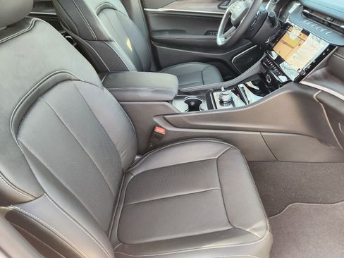 New 2026 Jeep Grand Cherokee L Limited image 13