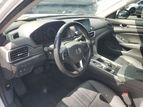 Used 2019 Honda Accord Touring image 13