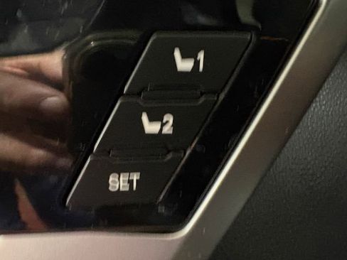 Used 2024 Toyota Tundra Limited image 18