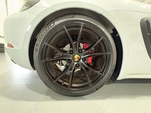 Used 2018 Porsche 718 Boxster GTS RWD image 60