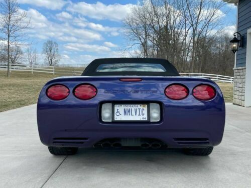 Used 1998 Chevrolet Corvette Convertible w/ Memory Pkg RWD image 36