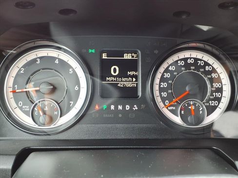 Used 2021 RAM 1500 Classic Warlock image 9