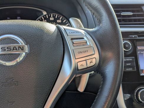 Used 2018 Nissan Altima 2.5 SR w/ SR Special Edition image 18