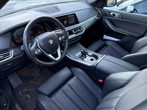 Used 2022 BMW X5 xDrive40i w/ Climate Comfort Package image 17