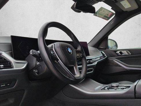Used 2024 BMW X5 xDrive40i AWD/4WD image 10