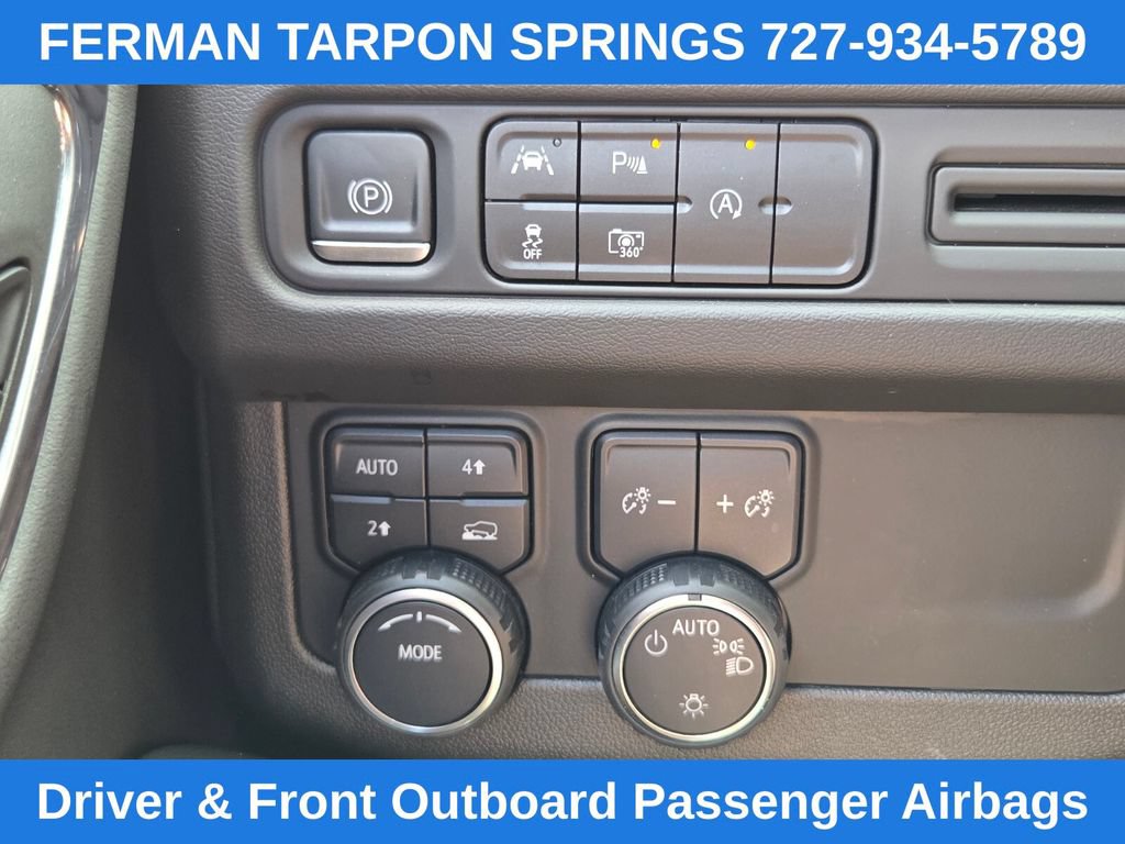 Used 2023 Chevrolet Suburban RST w/ Luxury Package AWD/4WD image 26