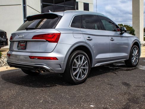 Used 2022 Audi SQ5 Premium Plus w/ Premium Plus Package image 6
