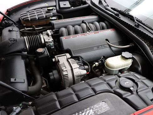 Used 2002 Chevrolet Corvette Convertible w/ Preferred Equipment Group2 image 31