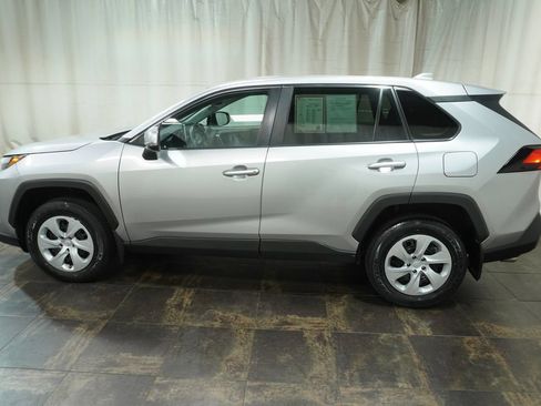 Used 2023 Toyota RAV4 LE AWD/4WD image 7