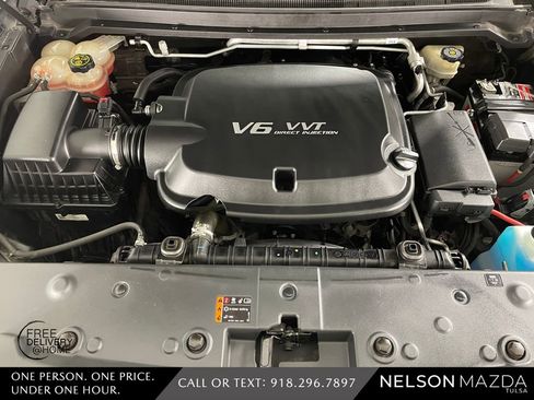 Used 2017 GMC Canyon SLE w/ All Terrain Package image 49