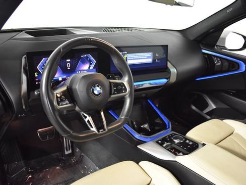 Used 2025 BMW X3 xDrive30i AWD/4WD image 13