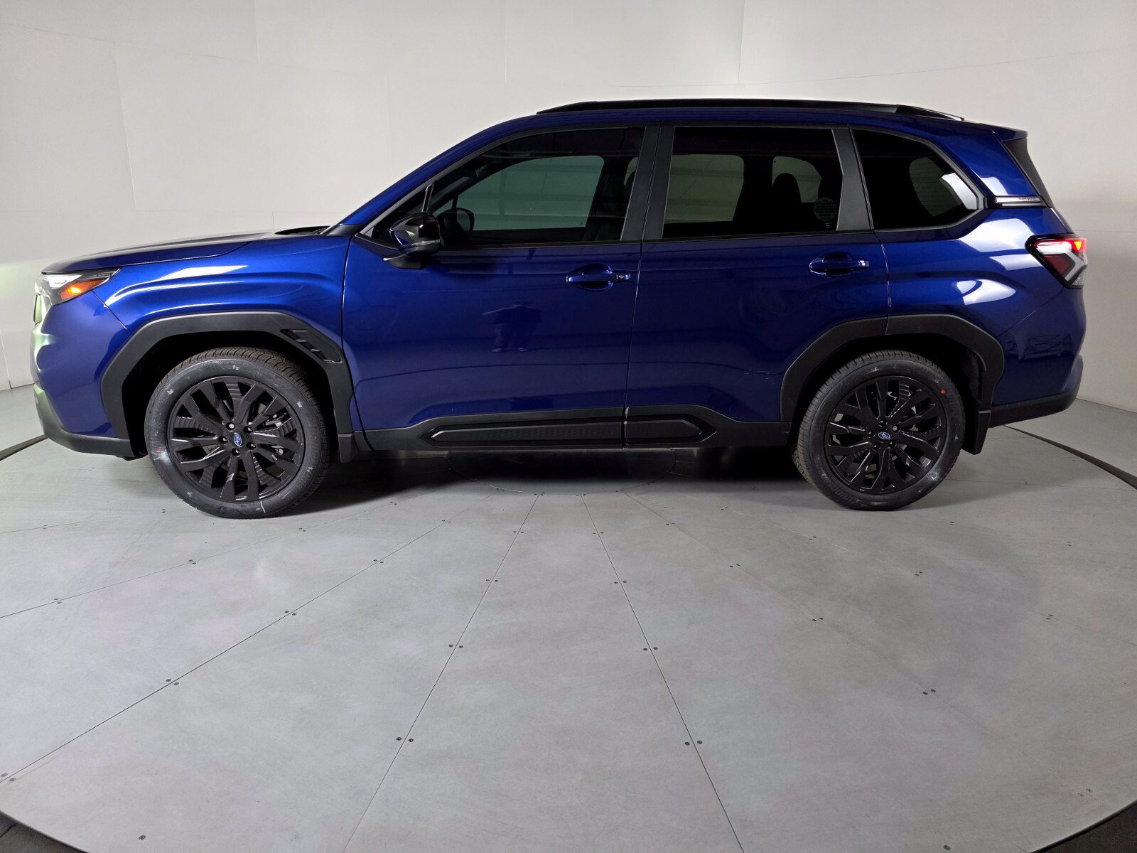 New 2026 Subaru Forester Sport w/ Onyx Edition AWD/4WD image 2
