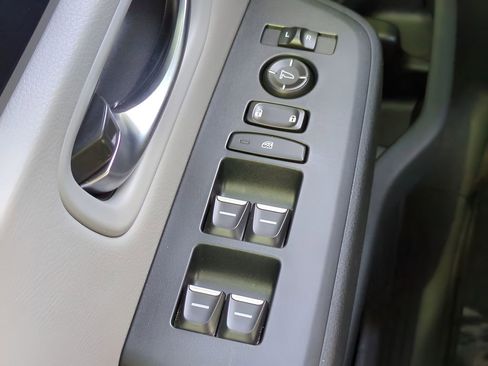 Used 2024 Honda Pilot Touring image 25